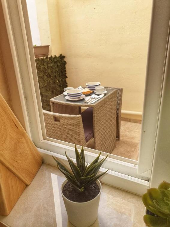 Modern Apartment In Central Bugibba St. Paul's Bay Bagian luar foto