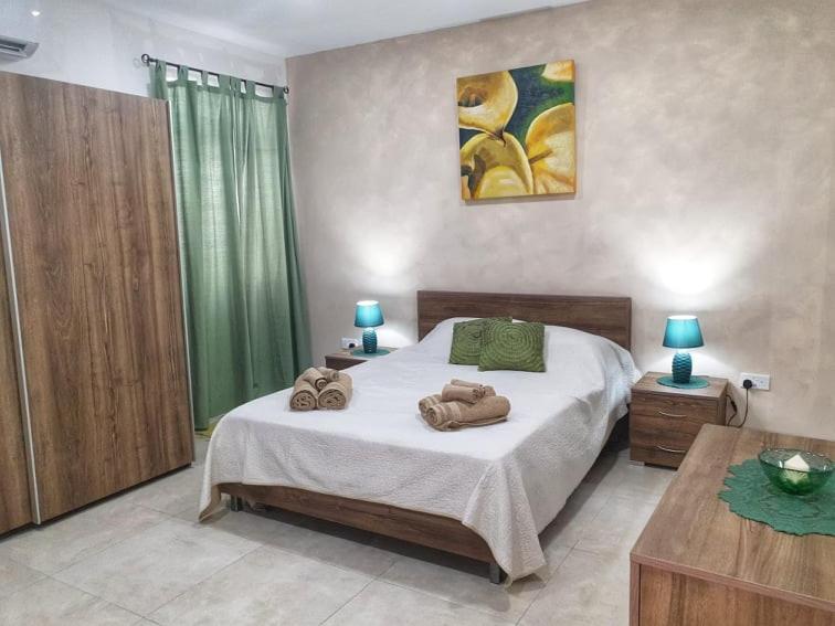 Modern Apartment In Central Bugibba St. Paul's Bay Bagian luar foto